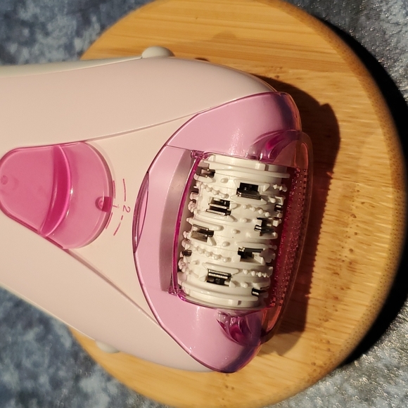 Braun Silk Epil - Soft Perfection 5318- Epilator- Hair removal- Disinfec… - Picture 8 of 8